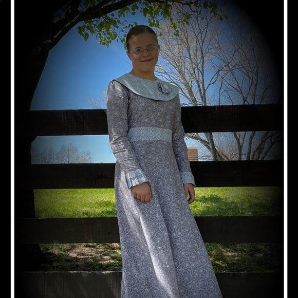 Meet your Posher, 🌹Anna🌹 - Picture 5 of 12